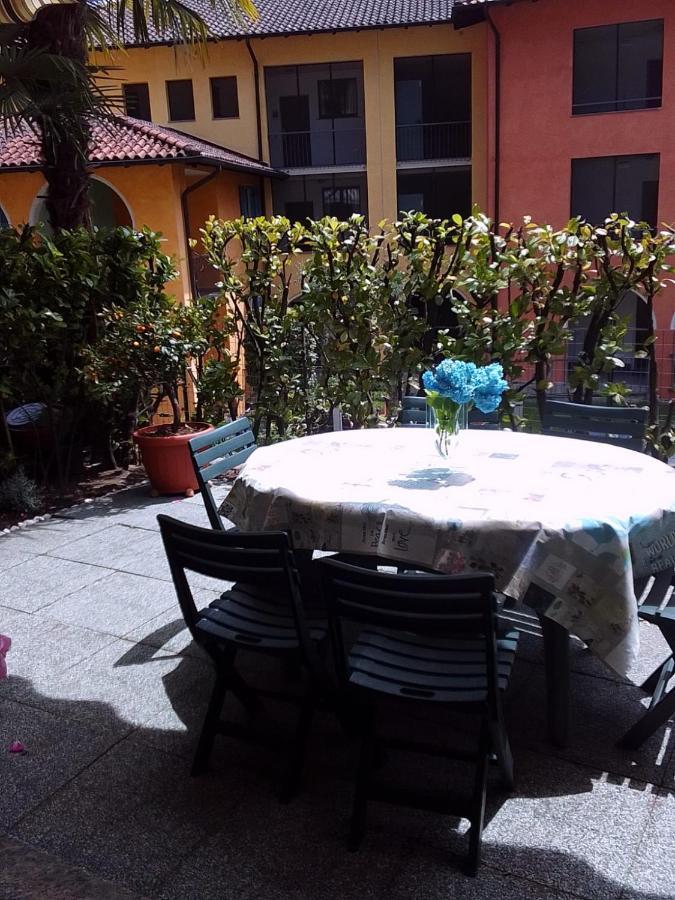 Sunshine Guesthouse Cannero Riviera Buitenkant foto